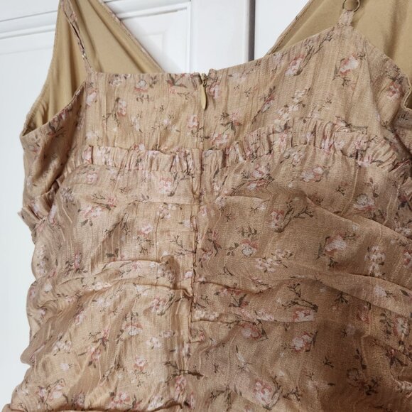 Storia Floral Tiered Midi Dress Cottagecore Boho Ruffle Tan Size M - Picture 7 of 12